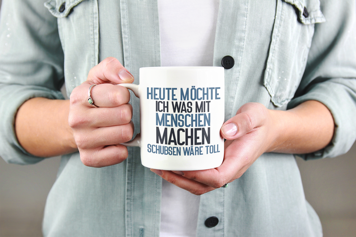 Schubsen  - Kollegen, Geschenk Idee, Arbeit, Chef, Homeoffice, Sarkasmus, Spaß, Kaffee Becher - Spruch-Tassen